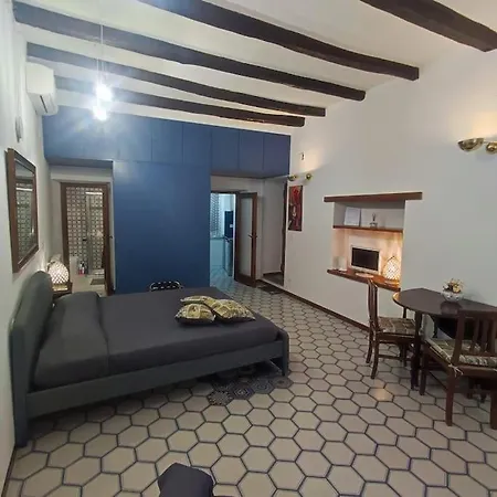 Apartamento Casa Claudia ~ Rione Monti-colosseo Roma